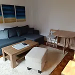 Grbavica Cozy - Free Parking 아파트 *