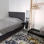 Grbavica Cozy - Free Parking 아파트 사라예보