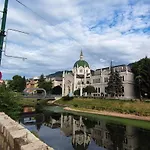 Grbavica Cozy - Free Parking 사라예보