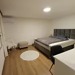 Apartamento Grbavica Cozy - Free Parking