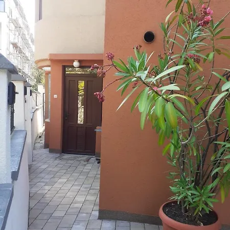 شقة Grbavica Cozy - Free Parking