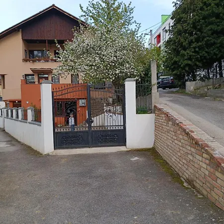 Grbavica Cozy - Free Parking * Sarajevo