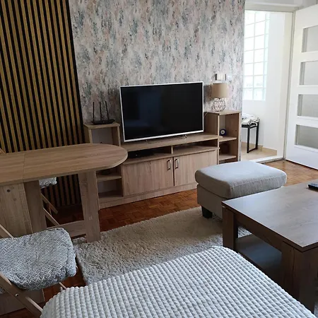 Apartment Grbavica Cozy - Free Parking Sarajevo