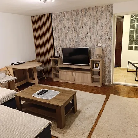 Grbavica Cozy - Free Parking * سراييفو