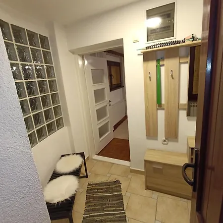 Grbavica Cozy - Free Parking Apartment