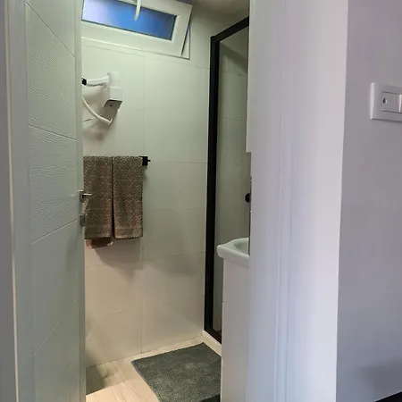 Appartement Grbavica Cozy - Free Parking *