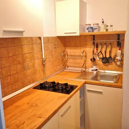 Grbavica Cozy - Free Parking Apartment *