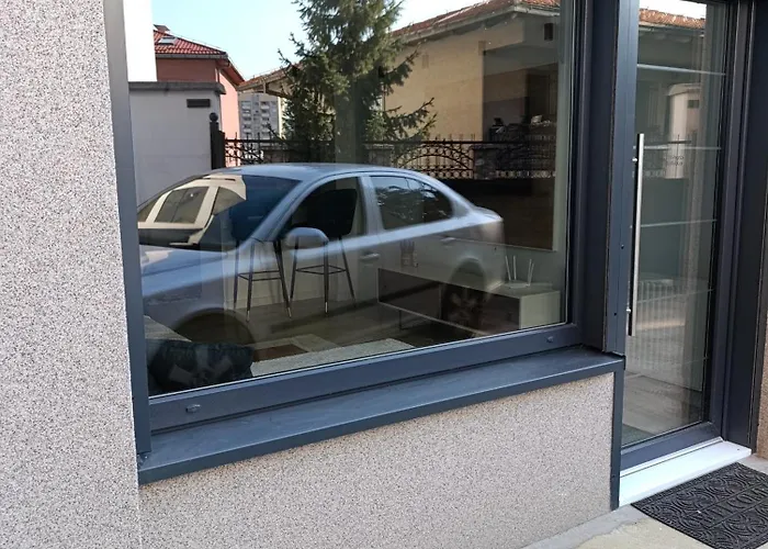 شقة Grbavica Cozy - Free Parking *